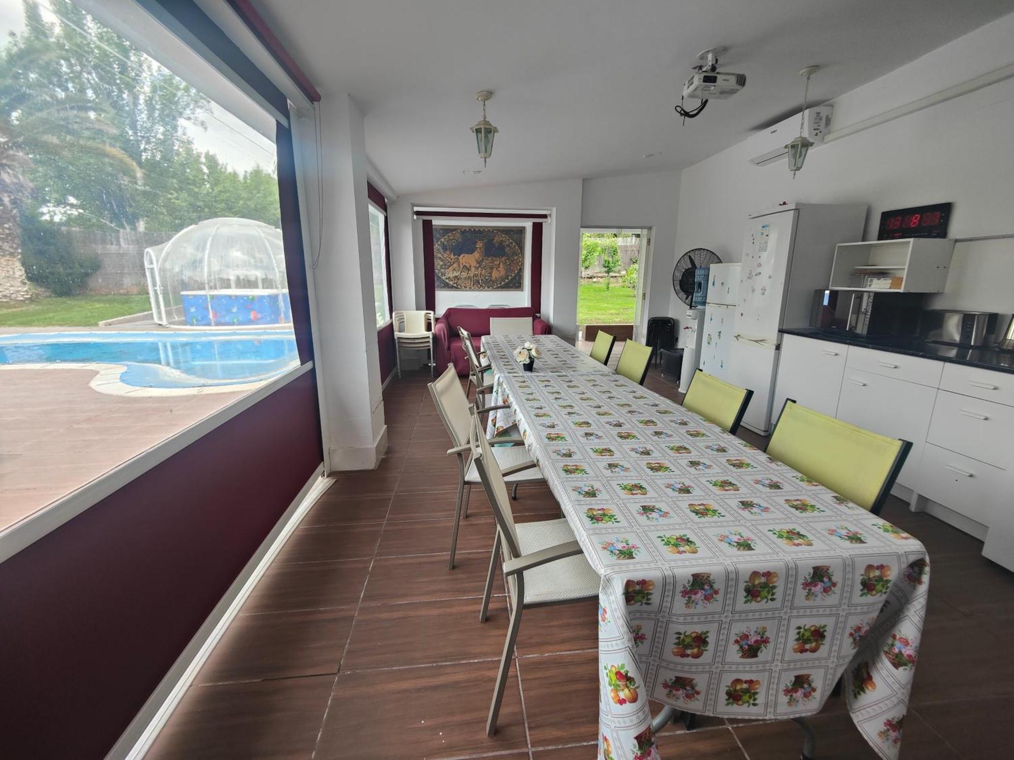 Chalet Con Piscina Y Jacuzzi En Madrid Alquila Habitaciones Algete Екстериор снимка