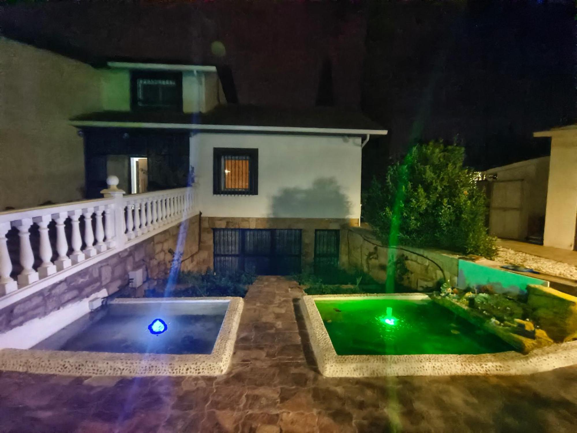 Chalet Con Piscina Y Jacuzzi En Madrid Alquila Habitaciones Algete Екстериор снимка